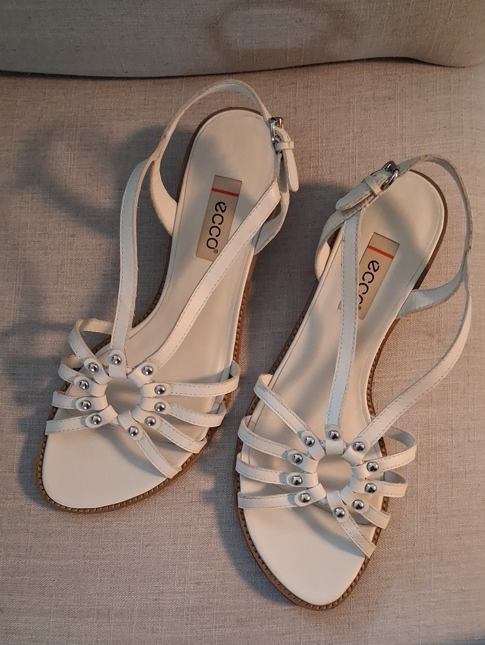 Ecco White Strappy Ring-Detail Slingback Sandals